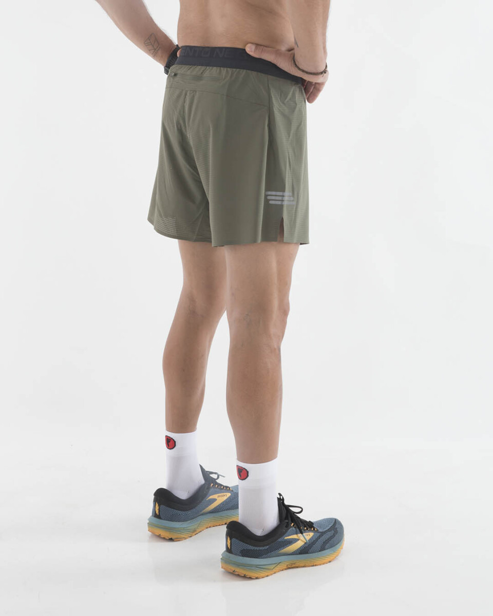 PANTALÓN CORTO PIMIENTO NEGRO - Imagen 4