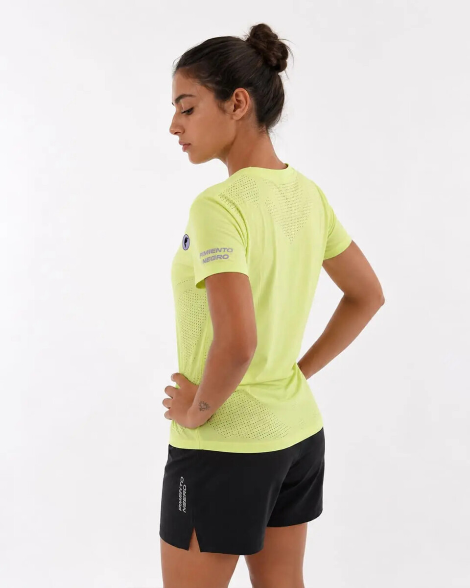 Camiseta Técnica MUJER PIMIENTO NEGRO - Imagen 4